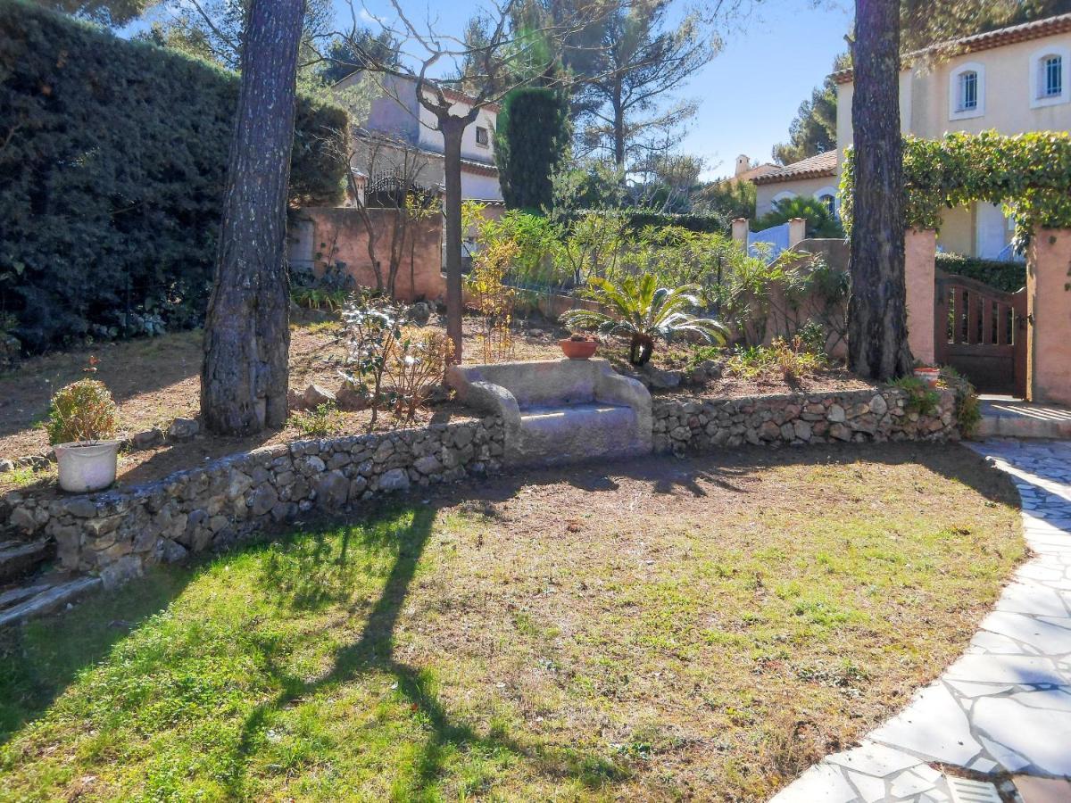 Villa Avec Piscine A Saint-Raphael Et Vue Sur La Montagne Bagian luar foto